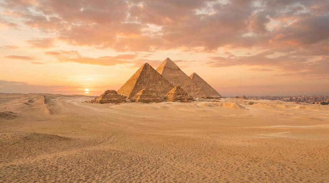 Great Pyramids of Giz15 Days Honeymoon Egypt - Great Pyramids of Gizaa - Day Tour to Pyramids from Hurghada