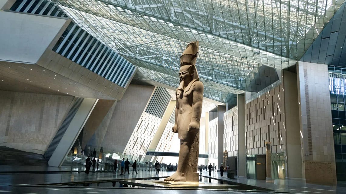 14 Days Egypt Luxury Tour - Giza Pyramids Landmark View