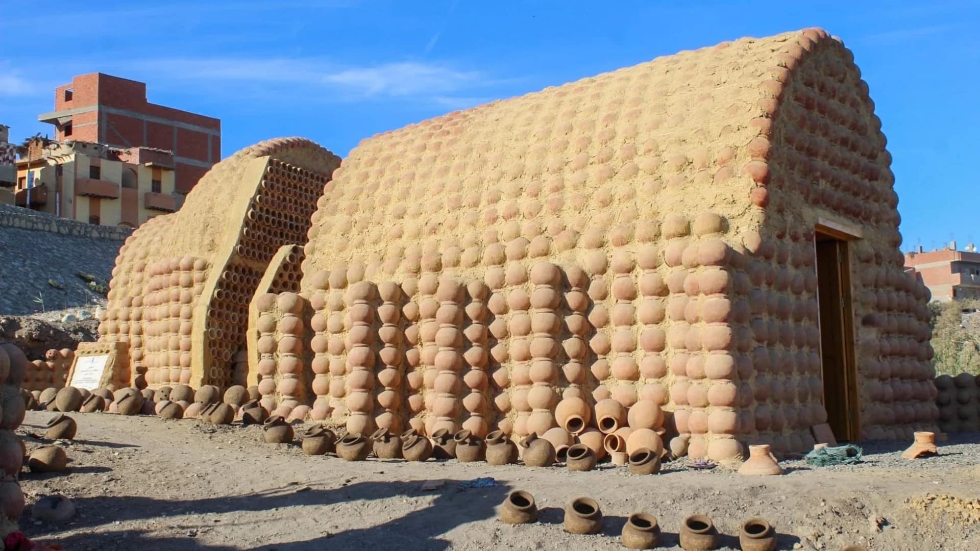 Fayoum Pottery Village (Tunis)