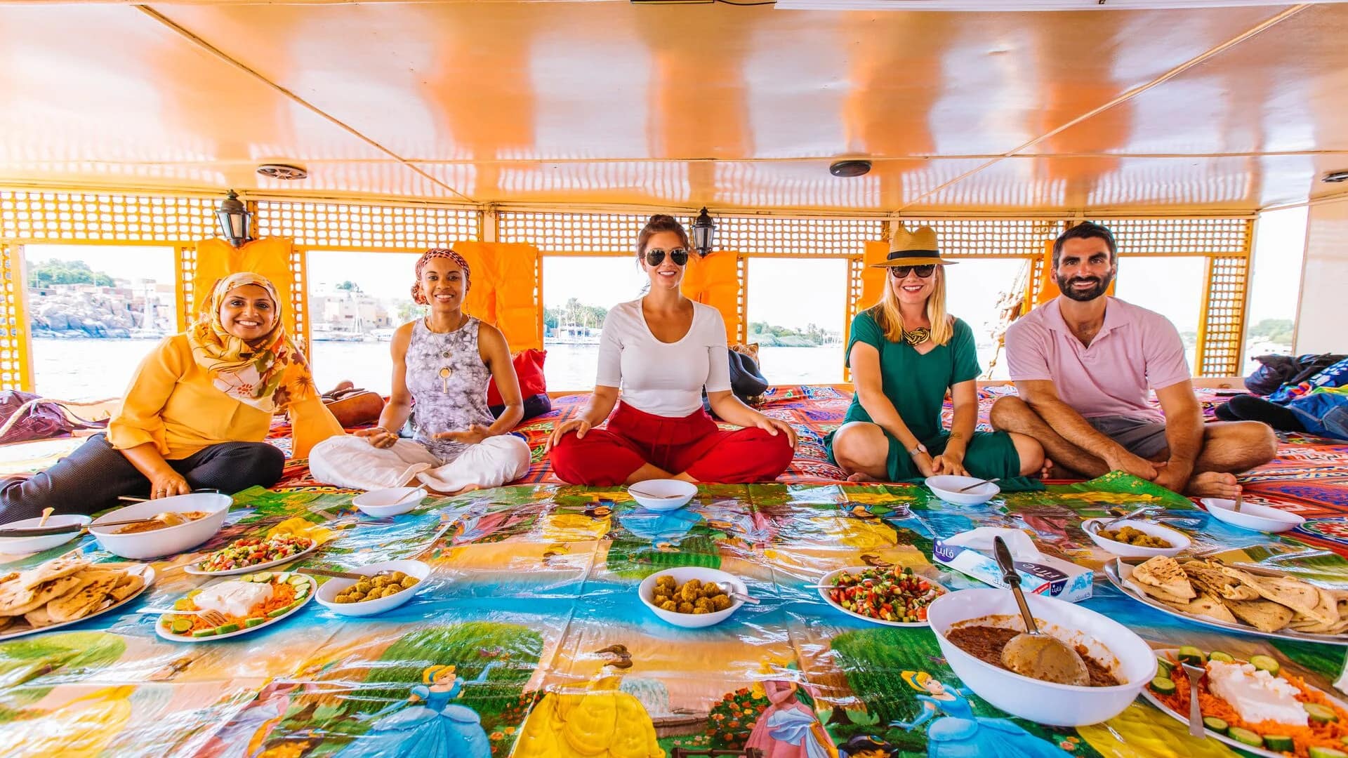 Local Life & Culinary Experiences